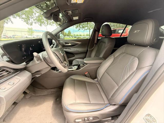 2026 Buick NV Sport Touring FWD