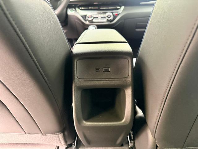 2026 Buick NV Sport Touring FWD
