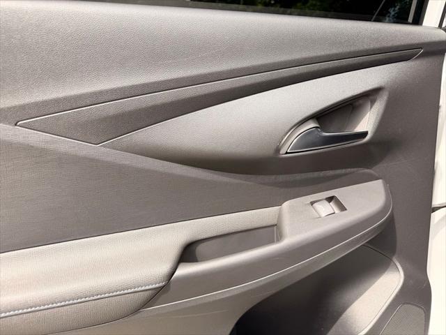 2026 Buick NV Sport Touring FWD