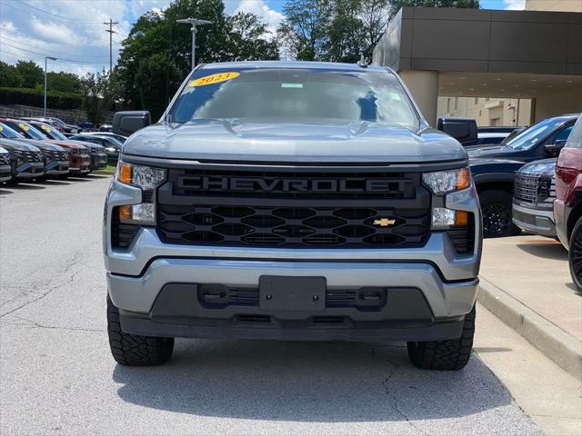 2023 Chevrolet Silverado 1500 4WD Crew Cab Short Bed Custom