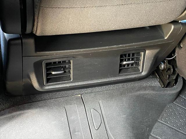 2023 Chevrolet Silverado 1500 4WD Crew Cab Short Bed Custom
