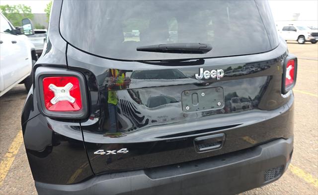 2023 Jeep Renegade Latitude 4x4