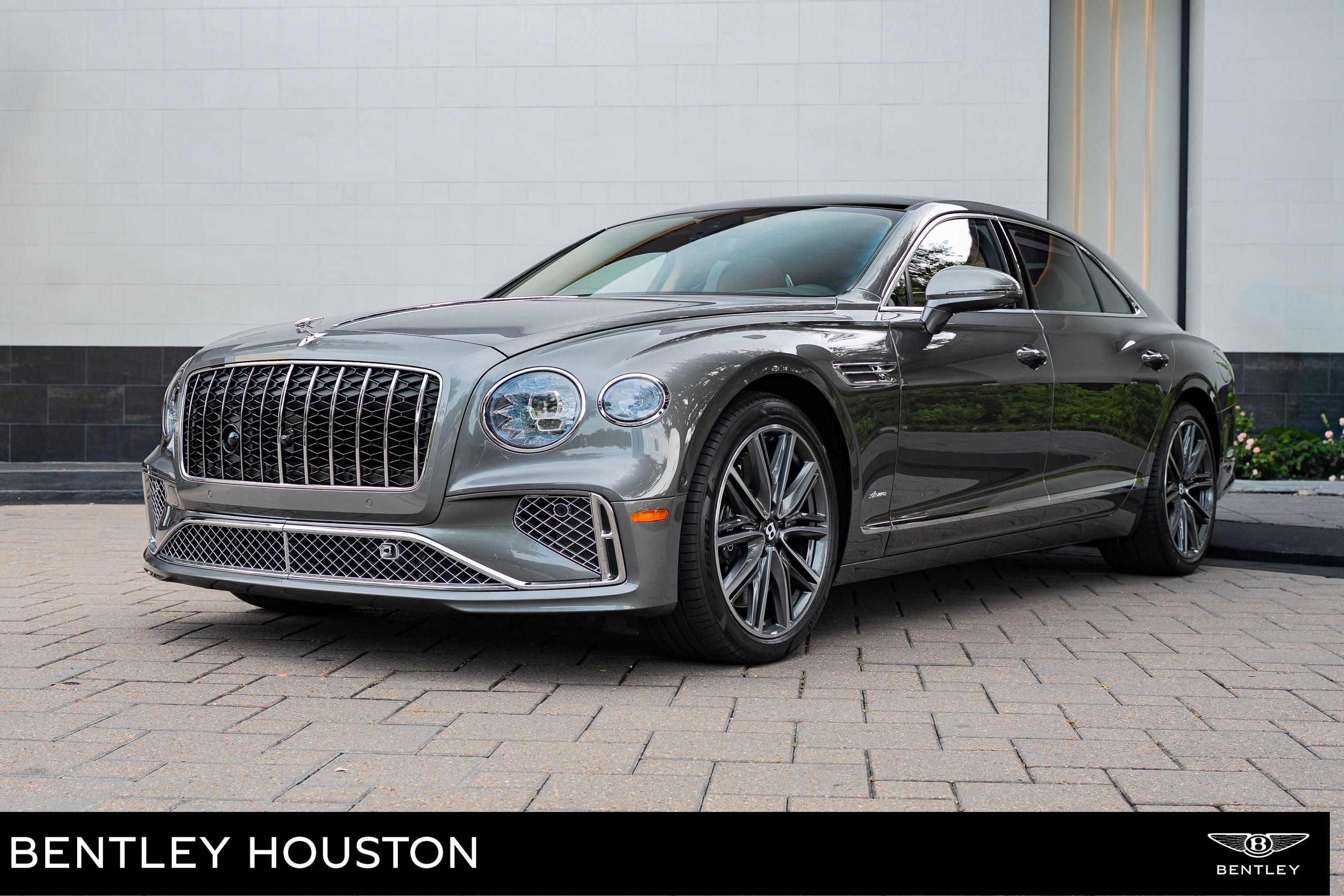 2026 Bentley Flying Spur Azure's photo