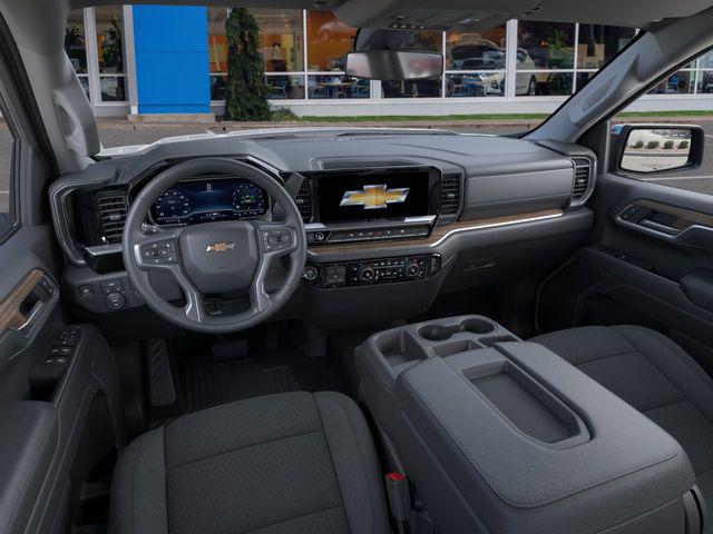 2026 Chevrolet Silverado 1500 4WD Crew Cab Short Bed LT with 2FL