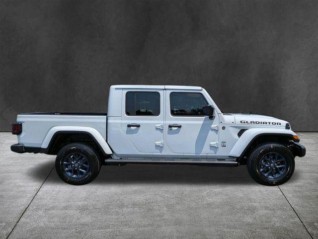 2026 Jeep Gladiator GLADIATOR 85TH ANNIVERSARY EDITION 4X4 2026 Jeep Gladiator GLADIATOR 85TH ANNIVERSARY EDITION 4X4