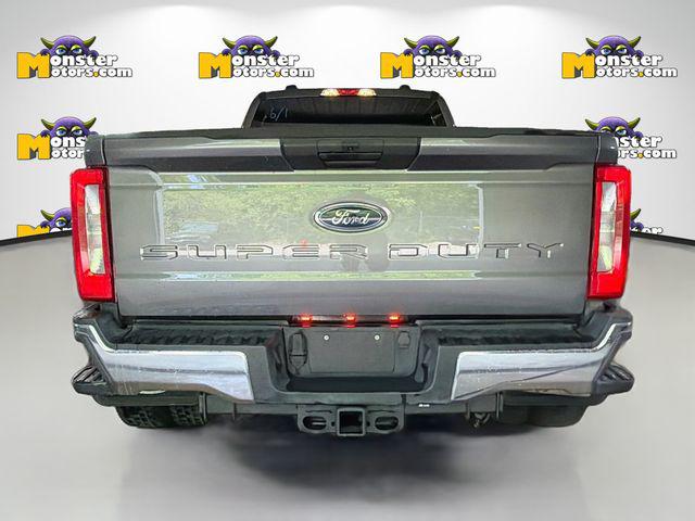 2023 Ford F-450 XLT