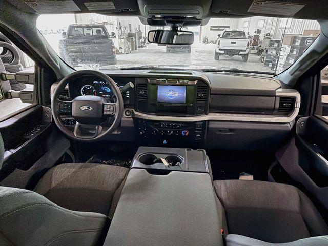 2023 Ford F-450 XLT