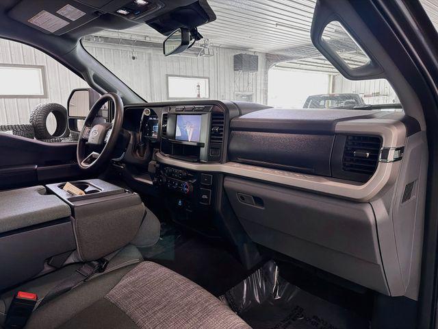 2023 Ford F-450 XLT