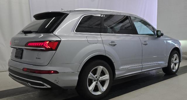 2022 Audi Q7 Premium 55 TFSI quattro Tiptronic