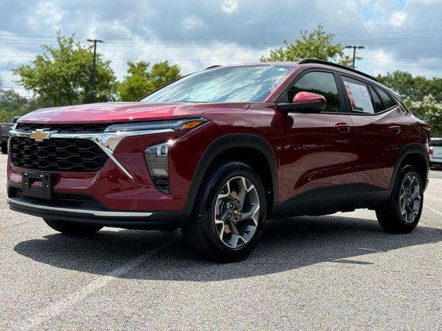 2025 Chevrolet Trax FWD LT