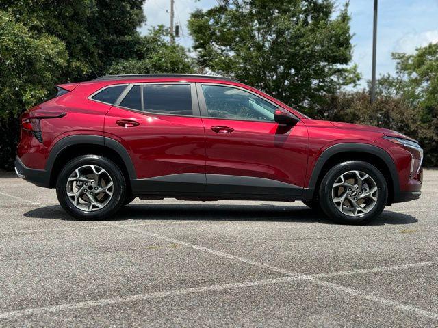 2025 Chevrolet Trax FWD LT