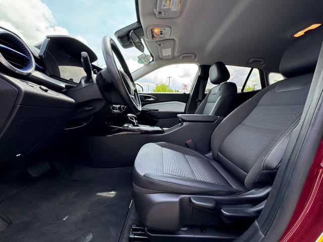 2025 Chevrolet Trax FWD LT