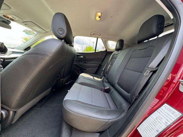 2025 Chevrolet Trax FWD LT