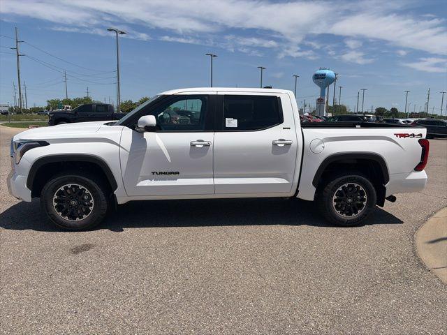 2026 Toyota Tundra SR5 CrewMax 5.5' Bed