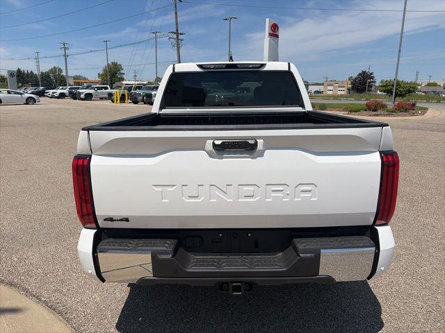 2026 Toyota Tundra SR5 CrewMax 5.5' Bed