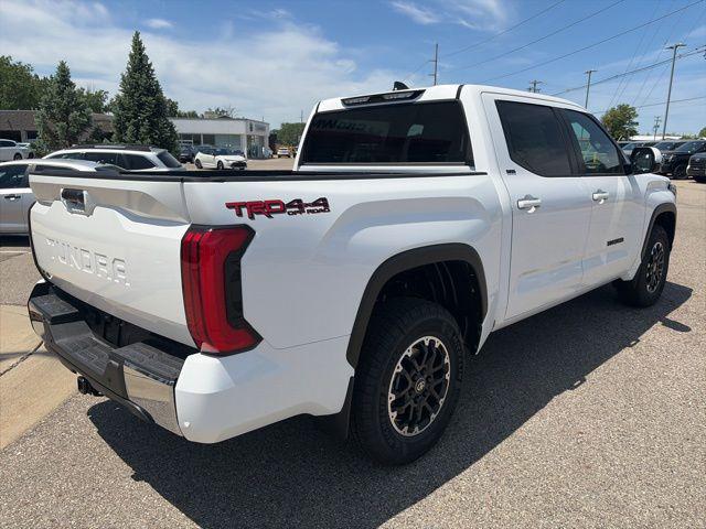 2026 Toyota Tundra SR5 CrewMax 5.5' Bed