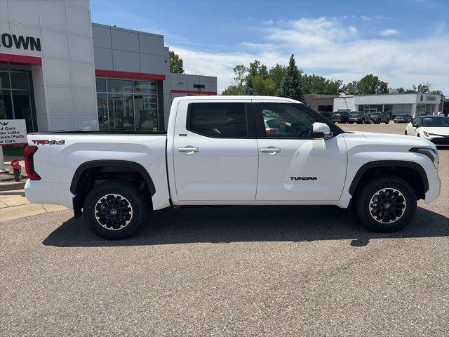 2026 Toyota Tundra SR5 CrewMax 5.5' Bed