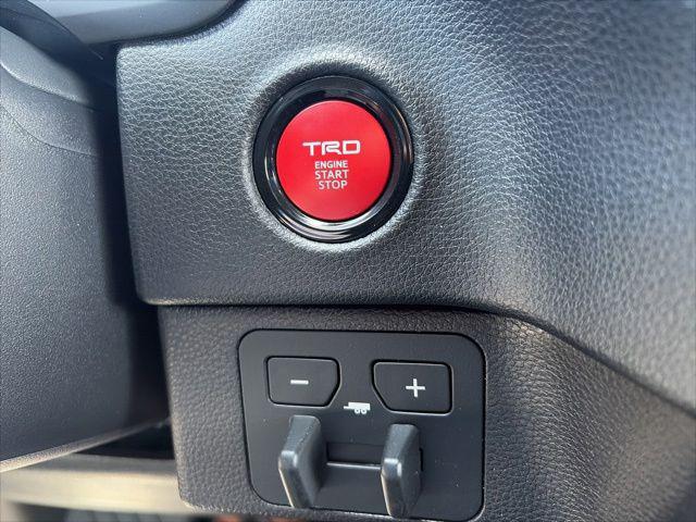 2026 Toyota Tundra SR5 CrewMax 5.5' Bed