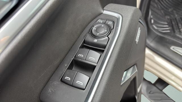 2026 Chevrolet Silverado 1500 4WD Crew Cab Standard Bed RST