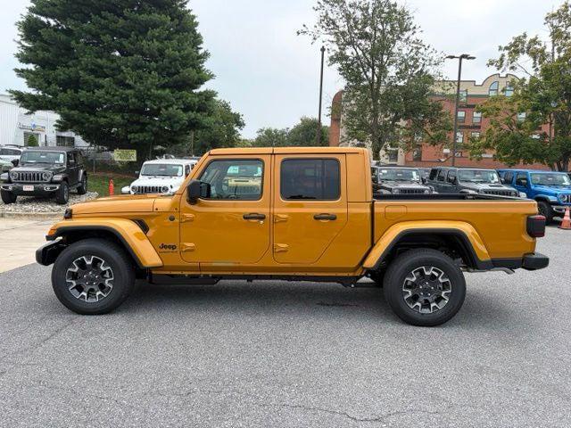 2026 Jeep Gladiator GLADIATOR SAHARA 4X4 2026 Jeep Gladiator GLADIATOR SAHARA 4X4