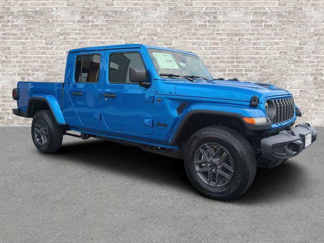 2026 Jeep Gladiator GLADIATOR SPORT S 4X4 2026 Jeep Gladiator GLADIATOR SPORT S 4X4