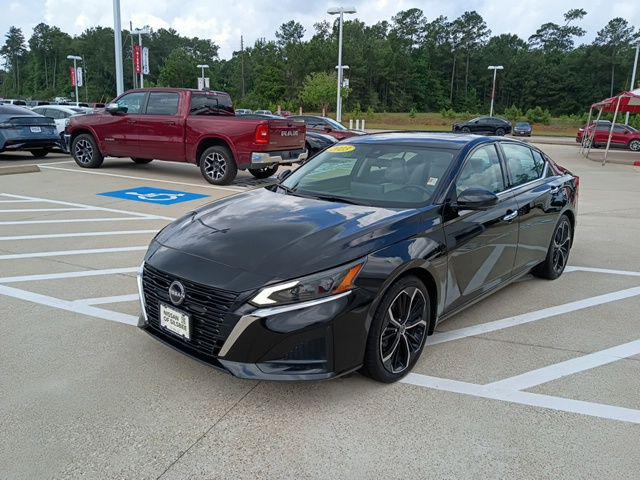 2023 Nissan Altima SL FWD