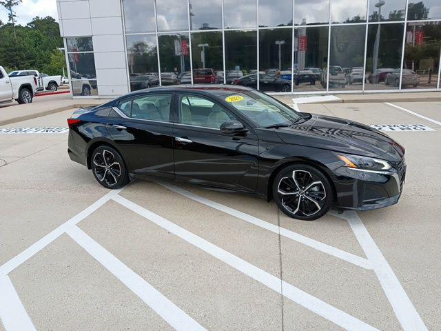 2023 Nissan Altima SL FWD