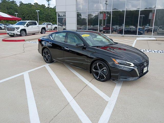 2023 Nissan Altima SL FWD