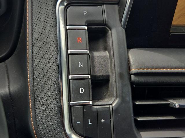 2024 GMC Yukon XL 4WD AT4
