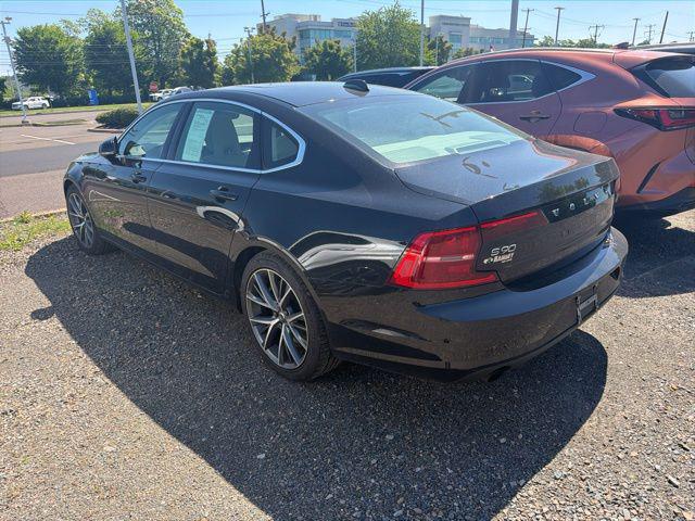 2018 Volvo S90 T5 Momentum