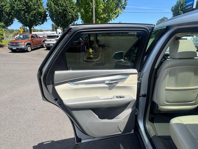 2017 Cadillac XT5 Premium Luxury