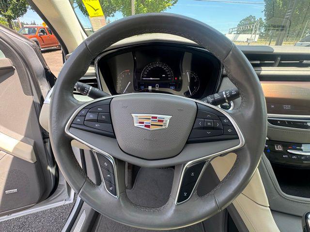 2017 Cadillac XT5 Premium Luxury