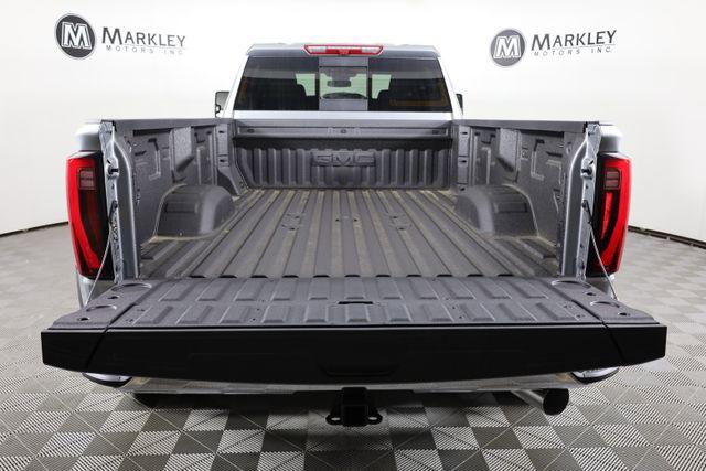 2026 GMC Sierra 3500HD Crew Cab, Long Bed, SLT Dual Rear Wheel, 4WD