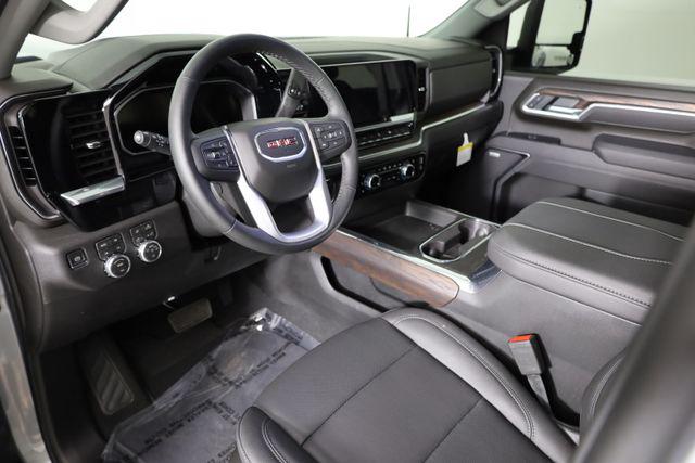2026 GMC Sierra 3500HD Crew Cab, Long Bed, SLT Dual Rear Wheel, 4WD