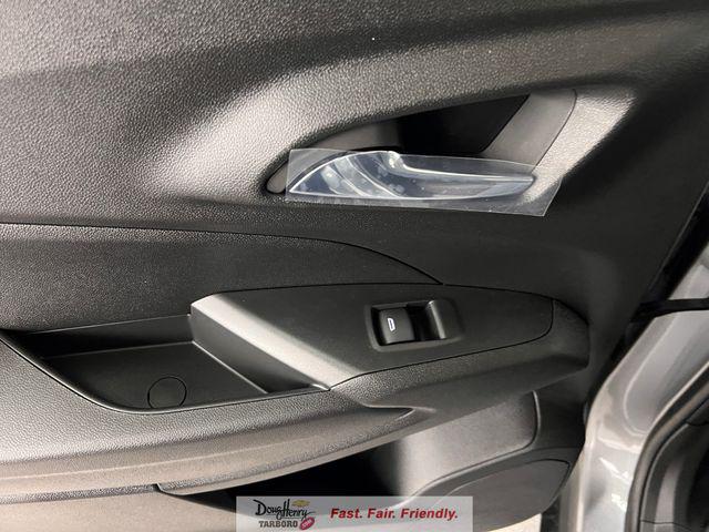 2026 Chevrolet Trax FWD LT