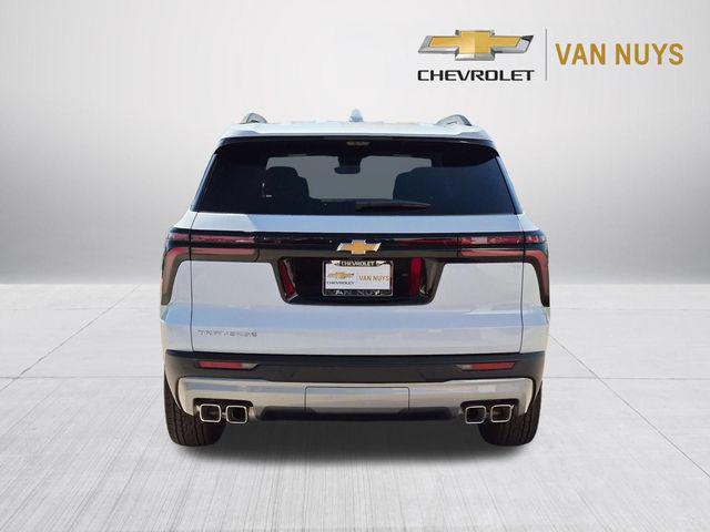 2026 Chevrolet Traverse FWD LT
