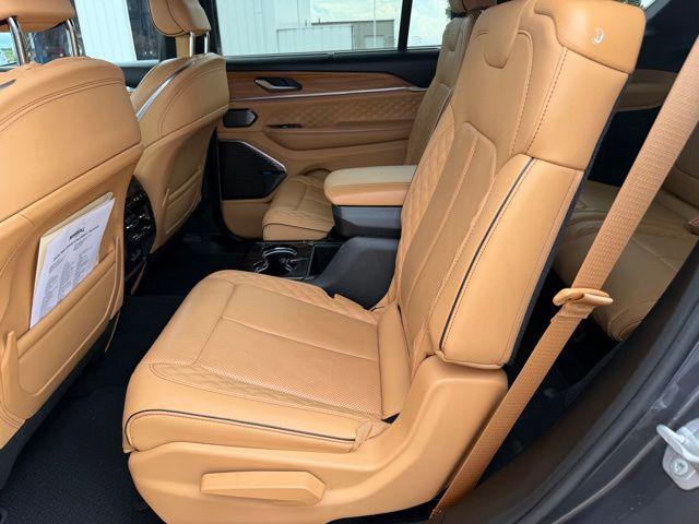 2024 Jeep Grand Cherokee L Summit Reserve 4x4