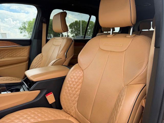2024 Jeep Grand Cherokee L Summit Reserve 4x4