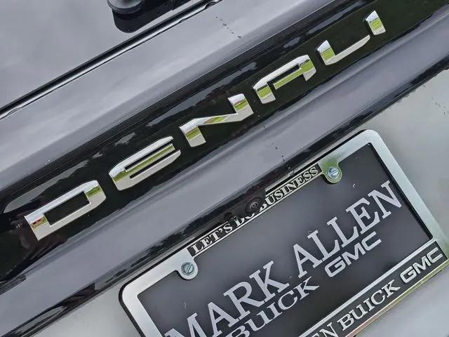 2026 GMC Acadia Denali Ultimate AWD