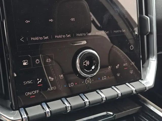 2026 GMC Acadia Denali Ultimate AWD