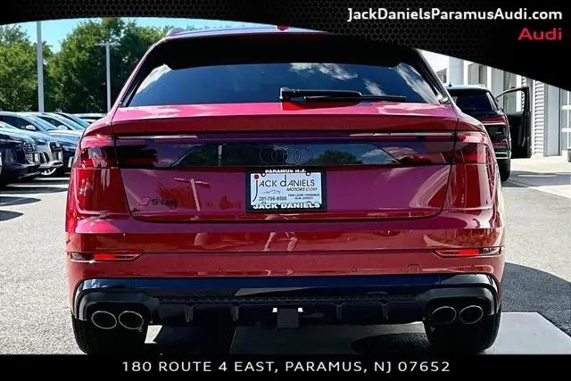 2026 Audi SQ8 Premium Plus TFSI quattro Tiptronic