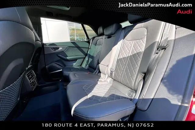 2026 Audi SQ8 Premium Plus TFSI quattro Tiptronic