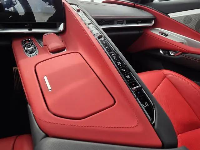 2024 Chevrolet Corvette Stingray RWD Convertible 2LT