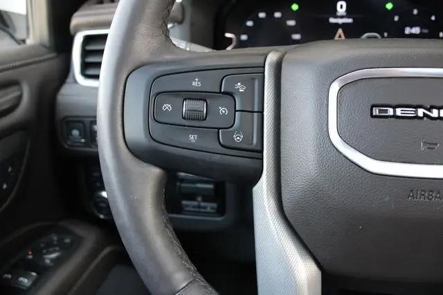 2024 GMC Yukon 4WD Denali