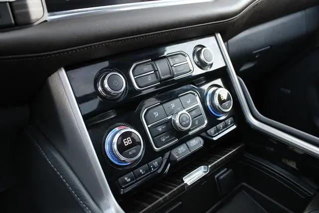 2024 GMC Yukon 4WD Denali