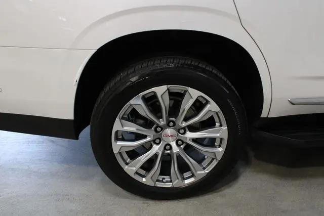 2024 GMC Yukon 4WD Denali