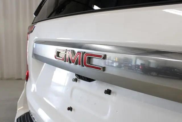 2024 GMC Yukon 4WD Denali