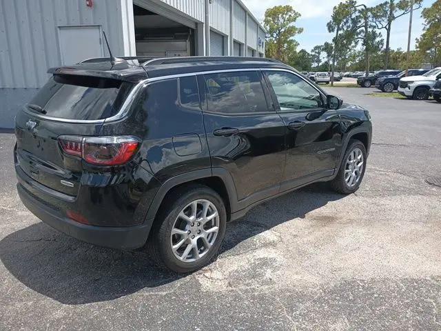2022 Jeep Compass Latitude Lux 4x4
