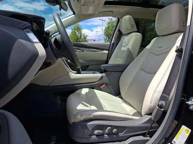 2021 Cadillac XT5 Premium Luxury