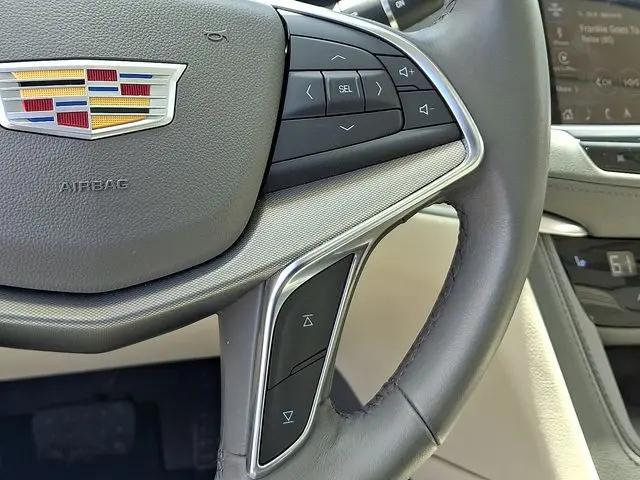 2021 Cadillac XT5 Premium Luxury
